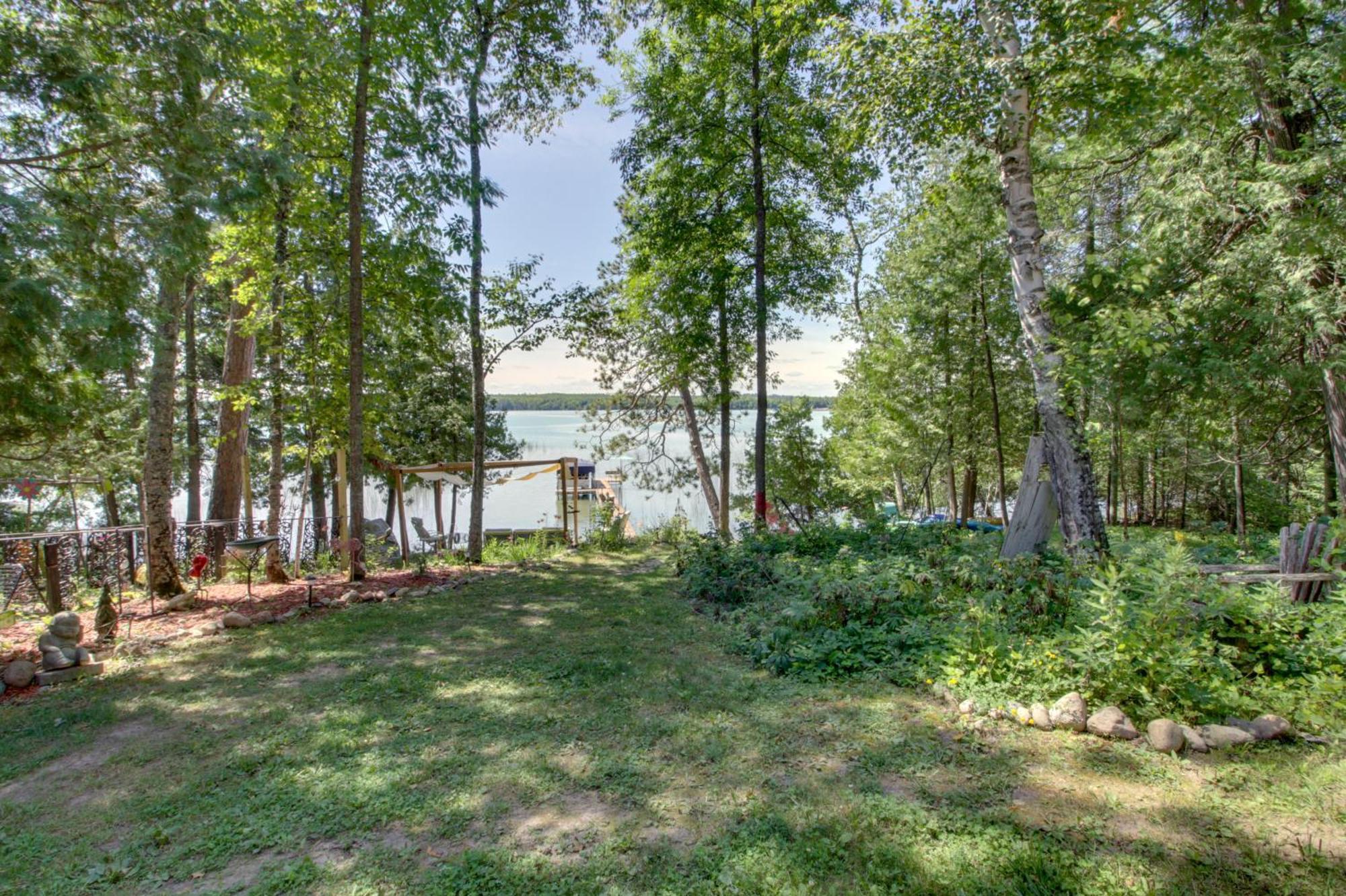 Lakefront Deer River Apt With Dock, Fire Pit And Patio Kültér fotó